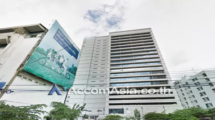 unitCenter Air, Split-type Air |  Office space For Rent in Silom, Bangkok  near BTS Chong Nonsi (AA10953)
